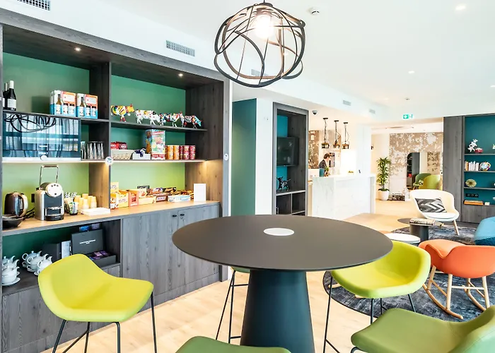 Hotel The Originals City Le Berry - Proche Centre-Ville - Gare